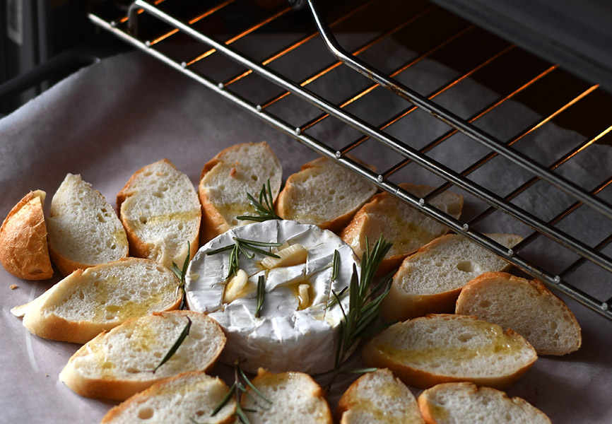 8 tips to warming up your apartment (without breaking the bank!) Blog LIVE More by Minto